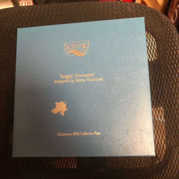 🎄Schmid Christmas 1982 Collector Plate- 557 $25 or $20 w/offer - Picture 3 of 3